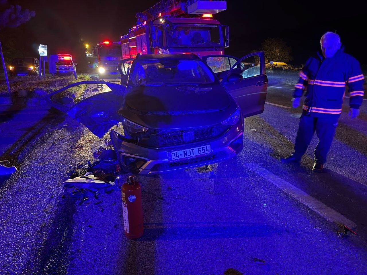 Sakarya’da iki otomobilin çarpıştığı kazada 5 kişi yaralandı
