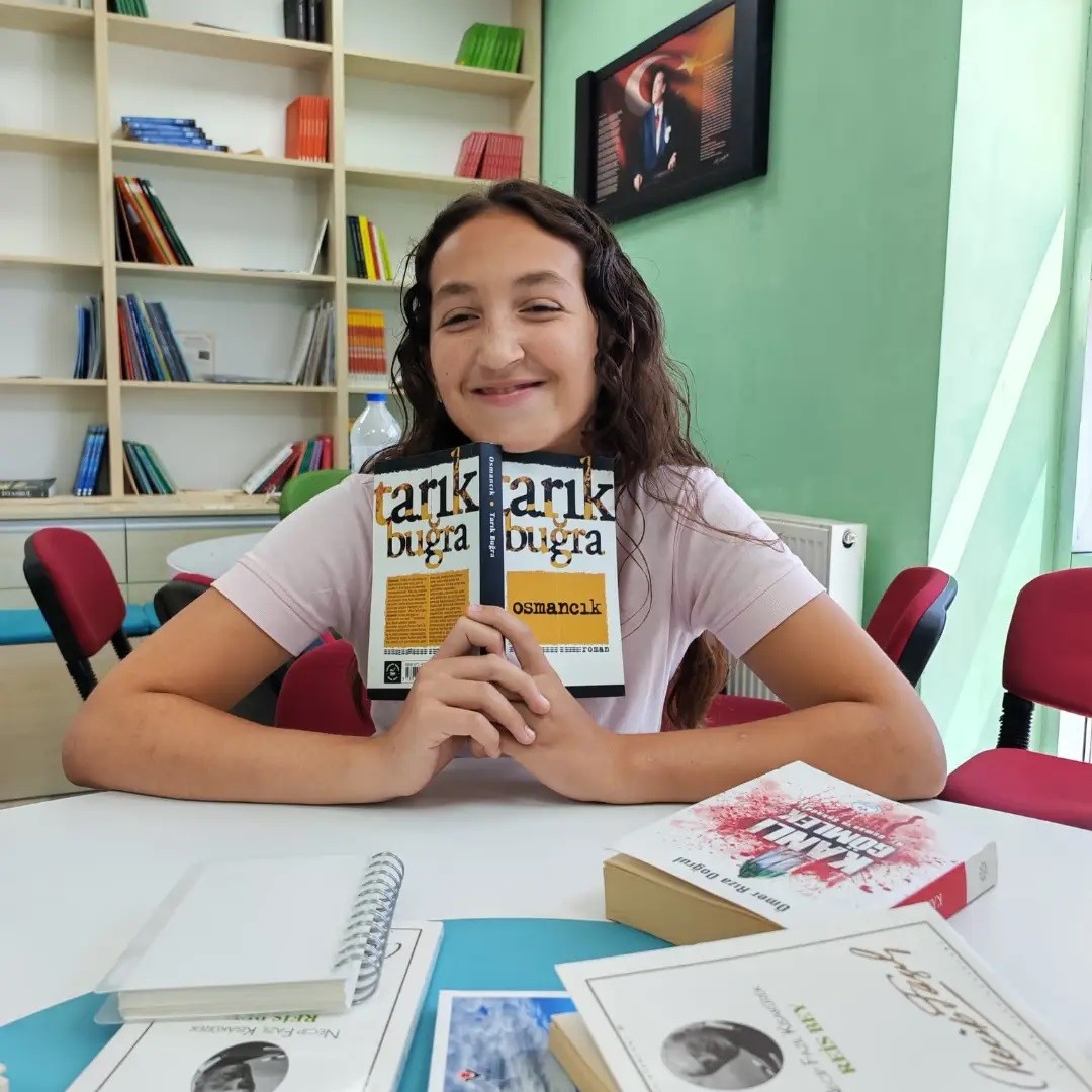 Menteşe Uluslararası Gençlik Merkezi’nde minik kitap kurtları buluştu