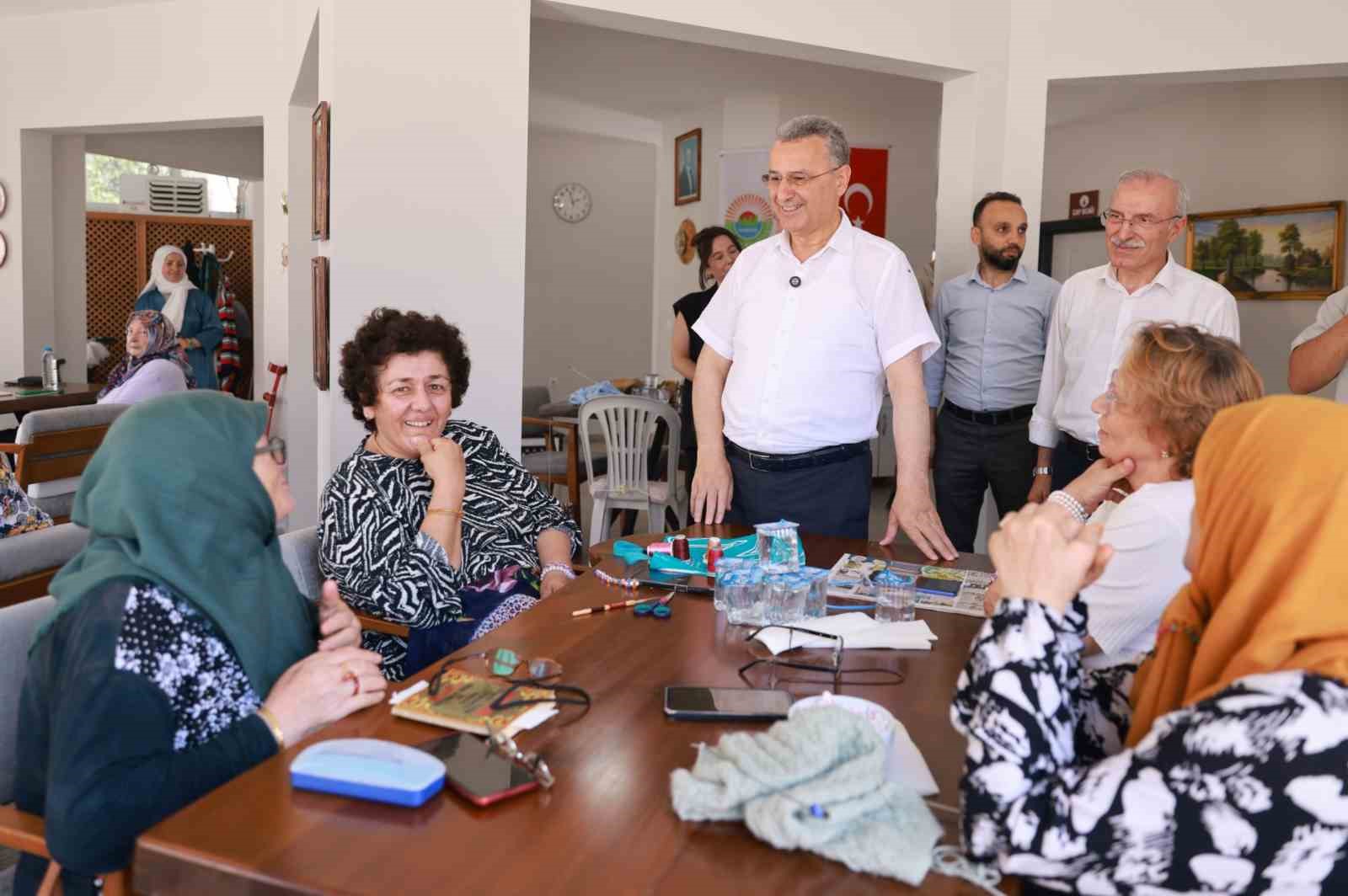 Başkan Kurnaz: "Büyüklerimiz göz bebeğimizdir"