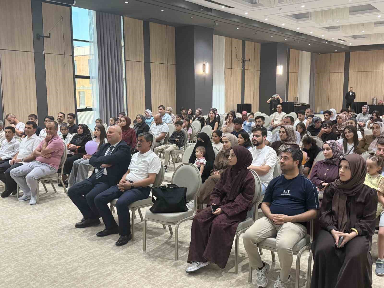 Kemik iliği nakliyle hayata tutundular, hikâyelerini Batman’da anlattılar