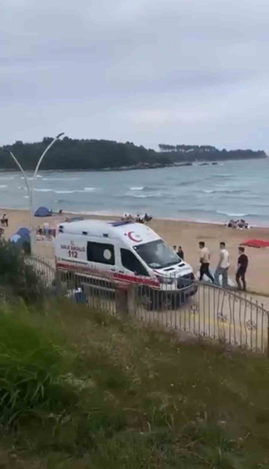 Ablasını kurtarmak için denize giren 19 yaşındaki genç hayatını kaybetti