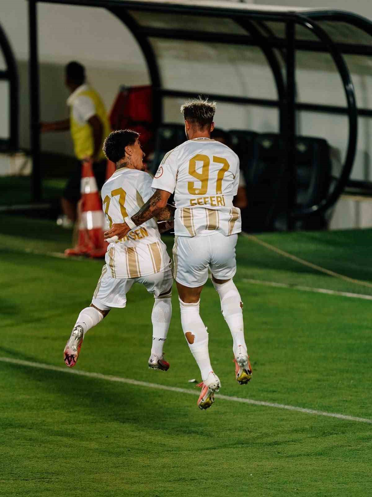 Kayserispor’un ilk golleri Seferi’den