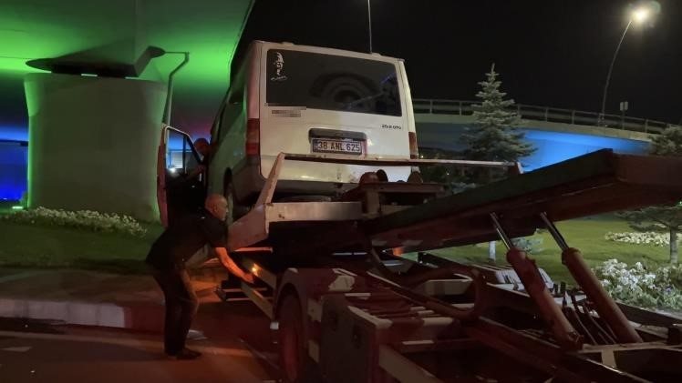 Alkolmetreyi üflemeyi reddeden sürücüye 350 bin TL ceza