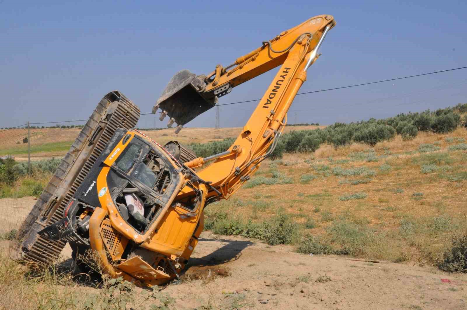 Manisa’da yolcu otobüsü kamyona çarptı: 1 ölü, 7 yaralı