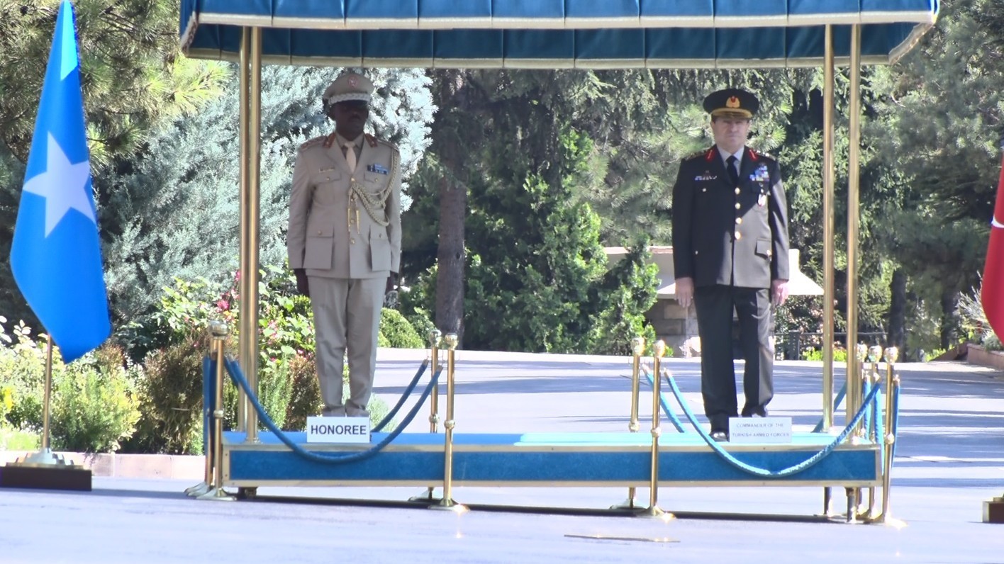 Genelkurmay Başkanı Bayraktaroğlu, Somali Federal Cumhuriyeti Genelkurmay Başkanı Mohamud ile görüştü