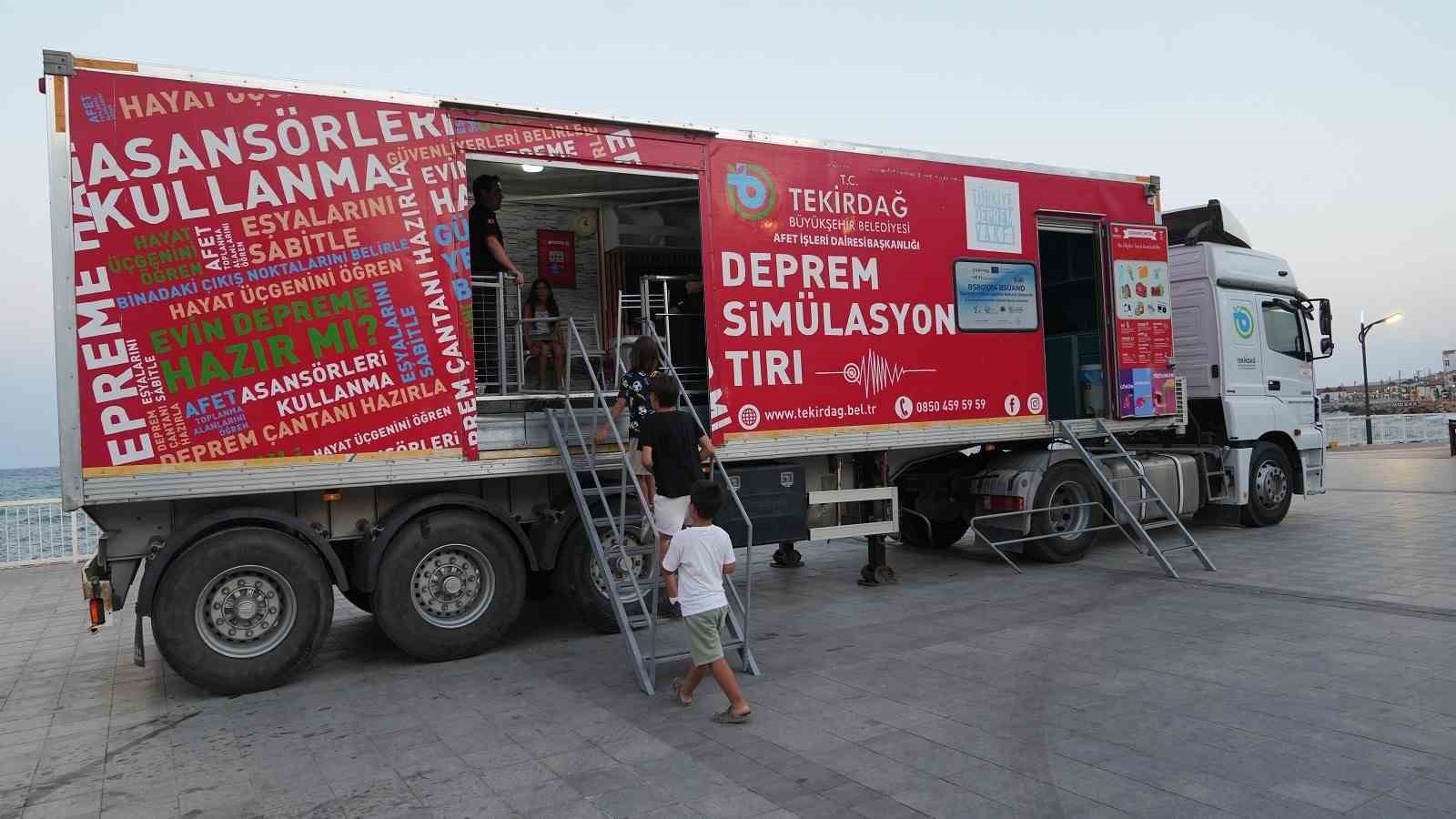 Mürefte depreminin yıldönümünde deprem eğitimi