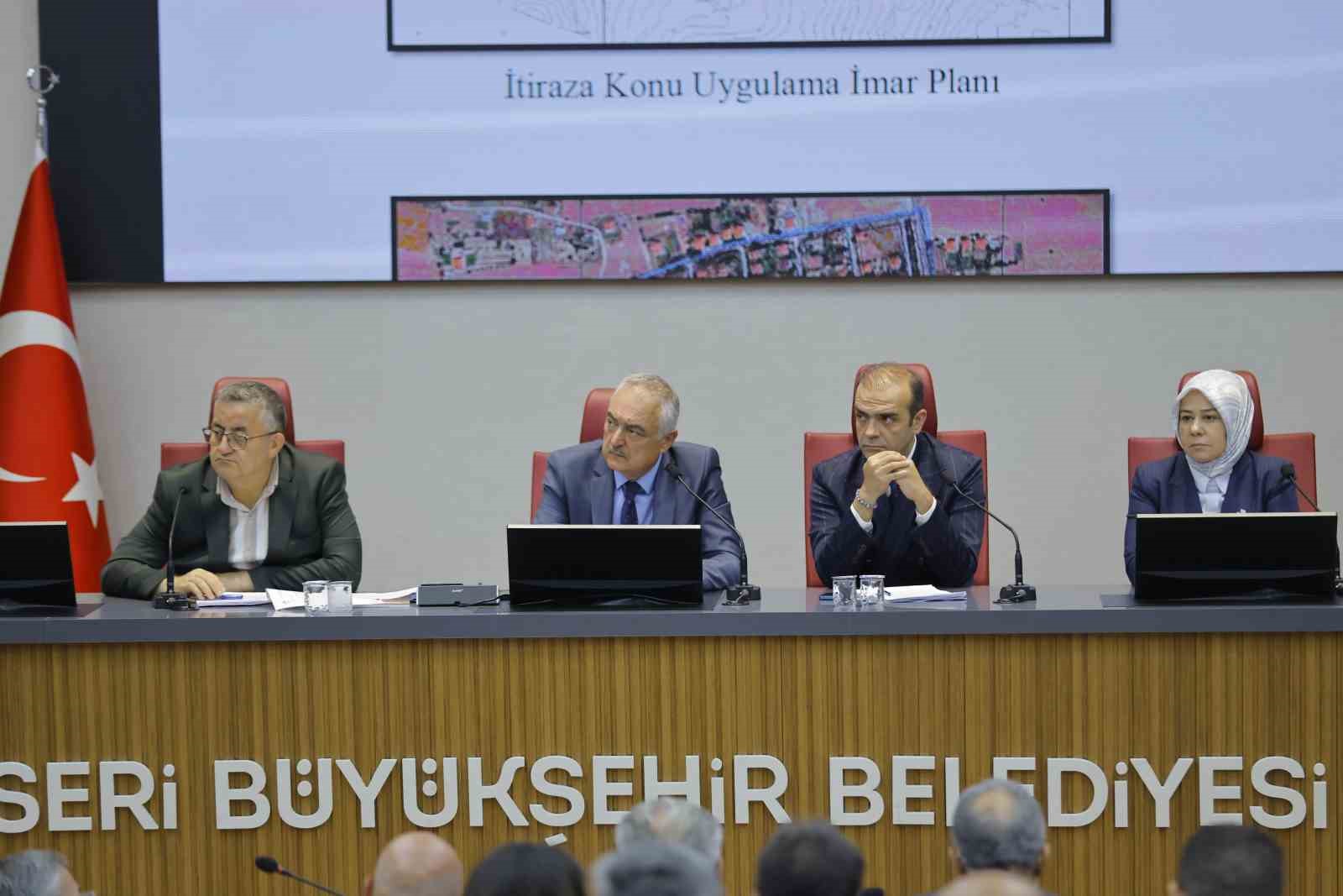 Kayseri Büyükşehir Meclisi 76 gündem maddesini karara bağladı
