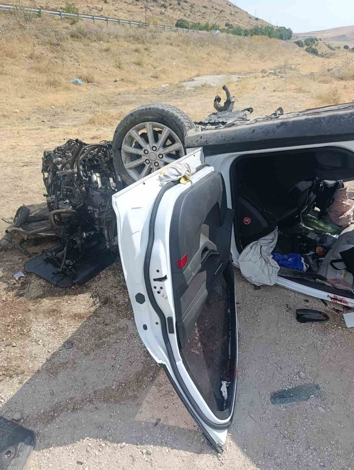 Van’da trafik kazası: 4 yaralı