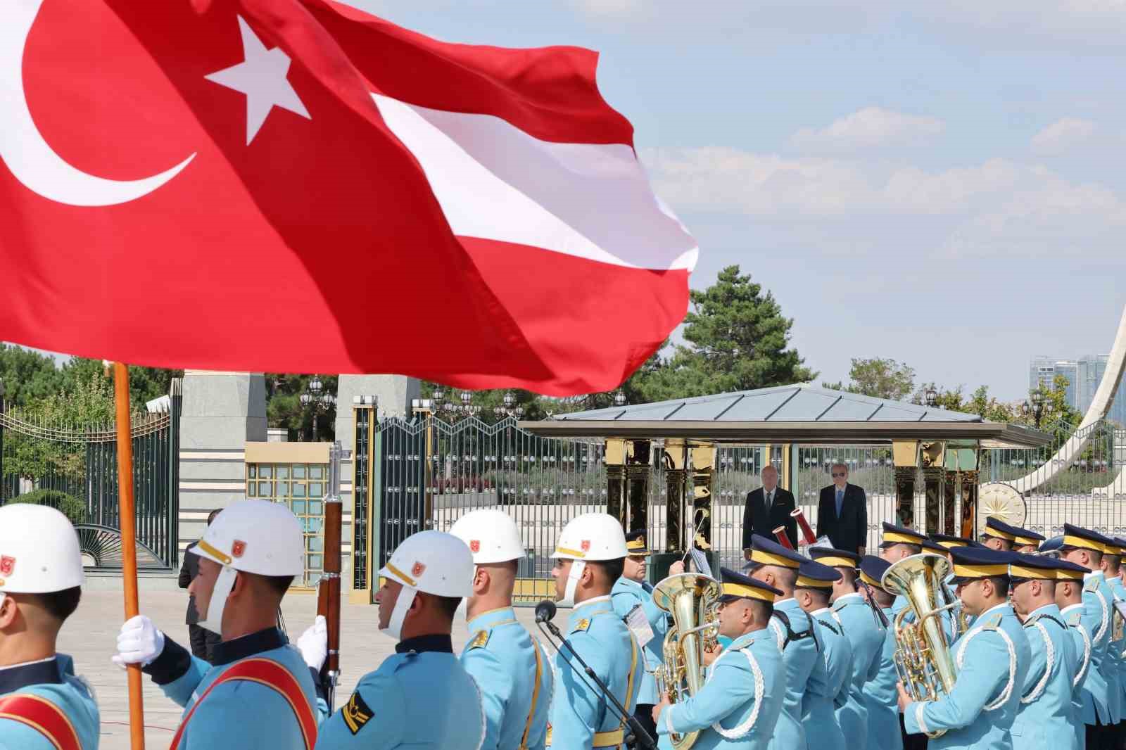 Cumhurbaşkanı Erdoğan, Avusturya Şansölyesi Christian Stocker’i törenle karşıladı