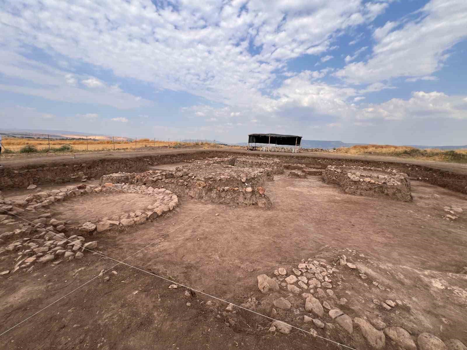 Domuztepe’de MÖ 9000 yıl öncesine ışık tutan kalıntılar gün yüzüne çıkarılıyor