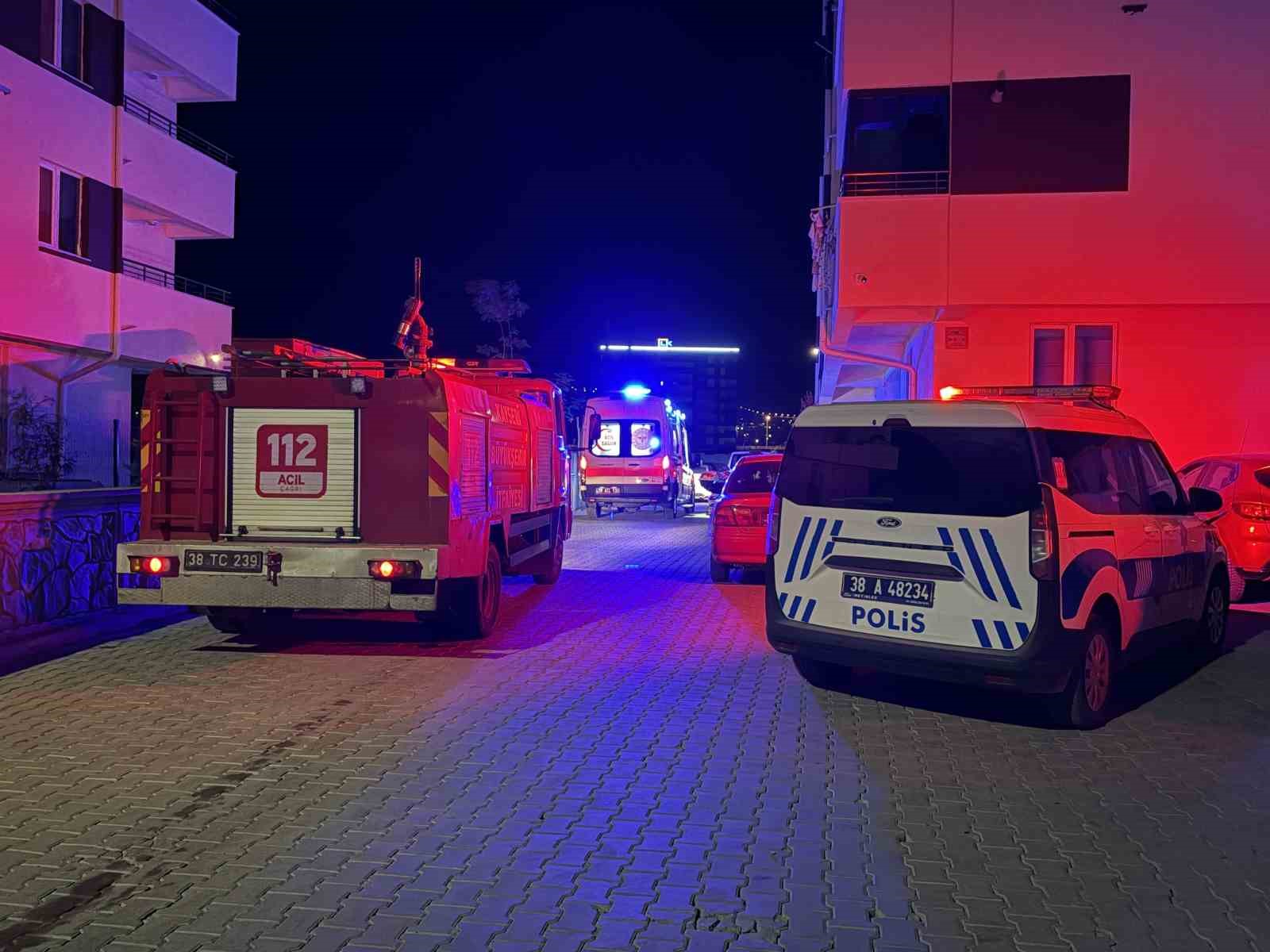 İntihara kalkışan kadını ekiplerin hızlı müdahalesi kurtardı