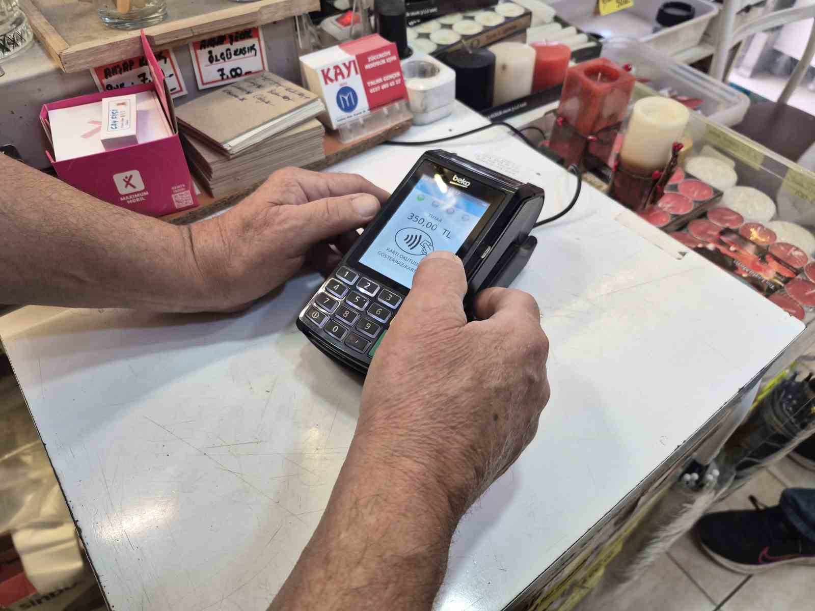 POS makinelerindeki yüksek komisyon oranı esnafı zorluyor