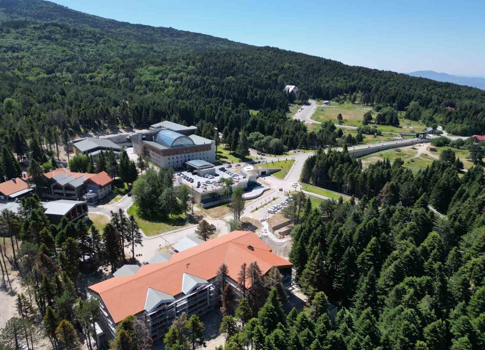 Uludağ’daki Cumhuriyetin simge yapısı, küresel eğitim merkezine dönüştü
