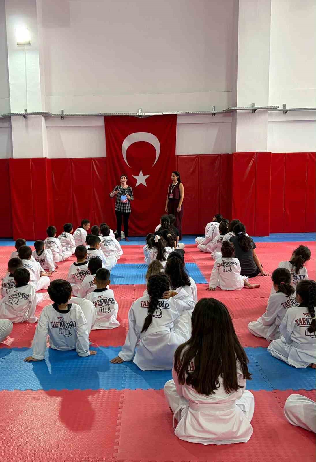 Yaz Spor Okulları’nda 256 çocuğa ağız diş sağlığı eğitimi verildi