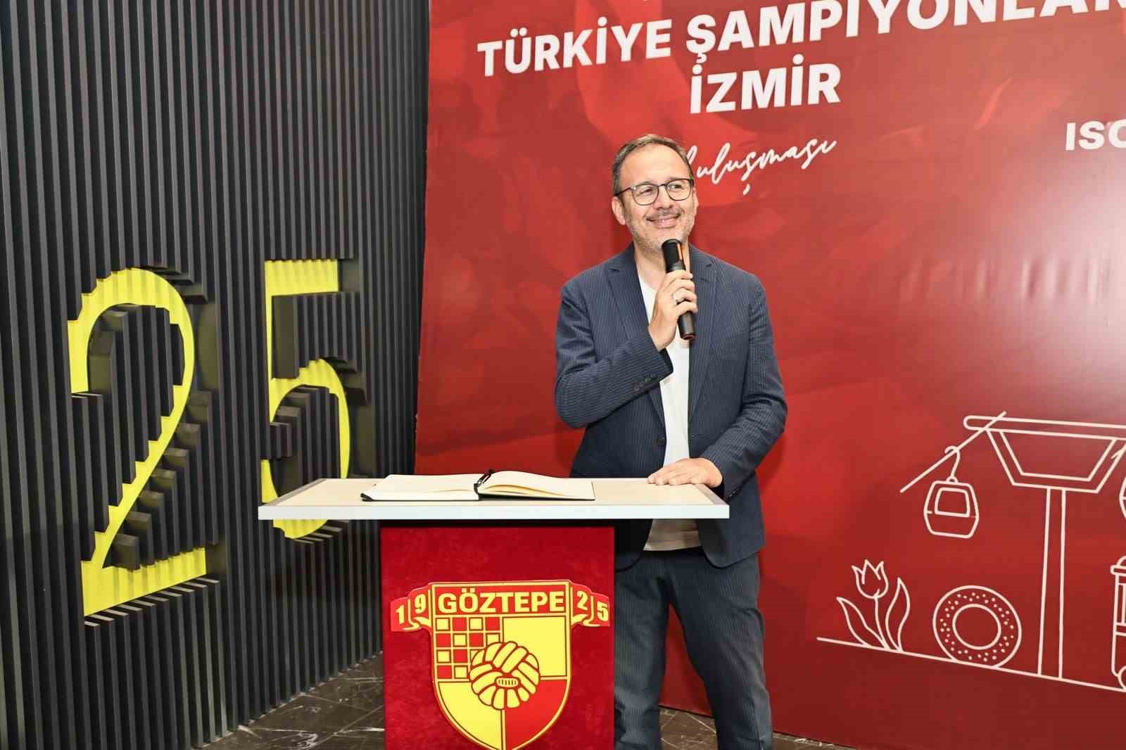 Kasapoğlu: "İzmir’in gençliği gururumuz"