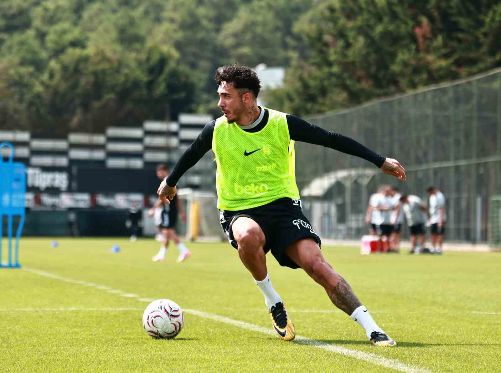 Beşiktaş’ta Hradec Kralove maçı hazırlıkları devam etti