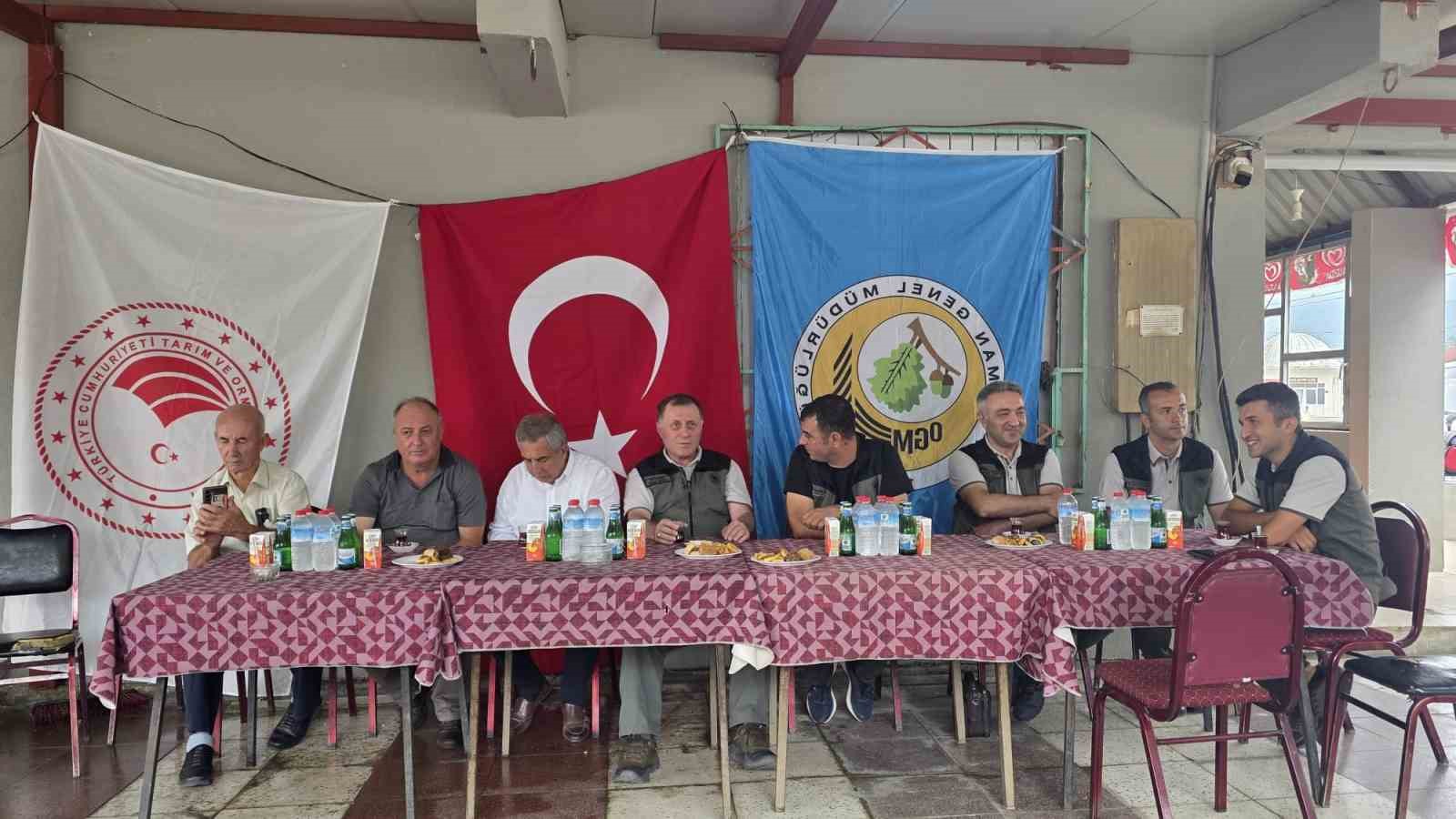 Dedeoba’da ORKÖY desteğiyle 3 traktör hak sahiplerine teslim edildi