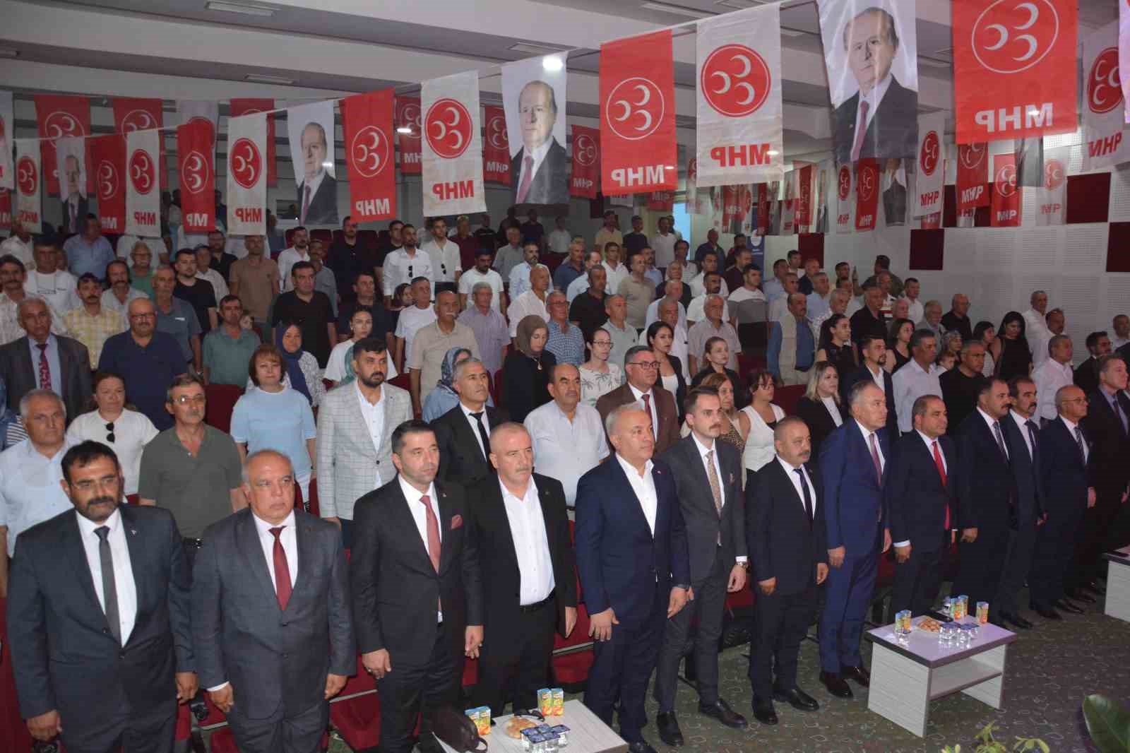 MHP Demirci İlçe Başkanlığına Veysel Çınar seçildi
