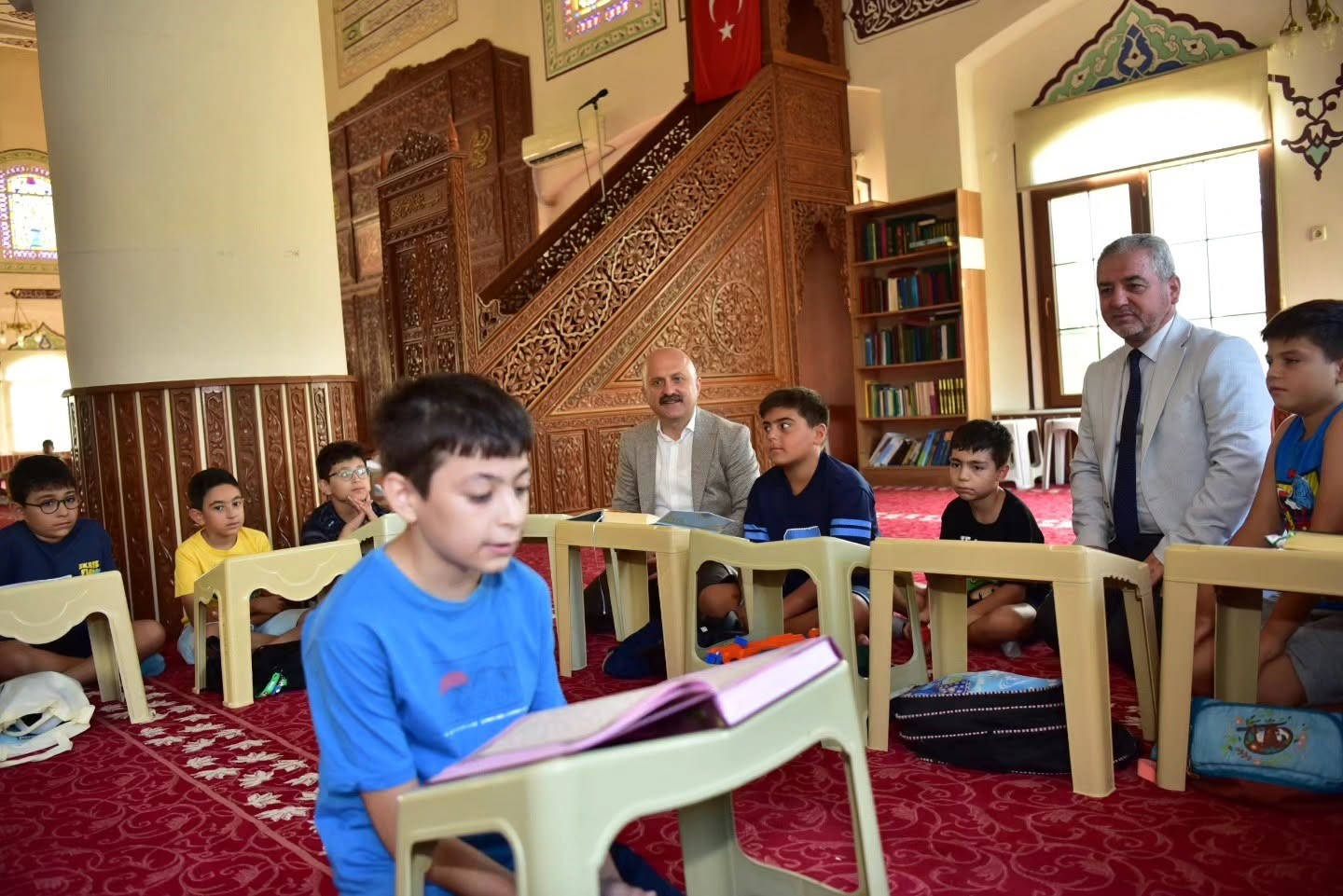 Vali Varol, yaz Kur’an kursundaki öğrencilerle buluştu