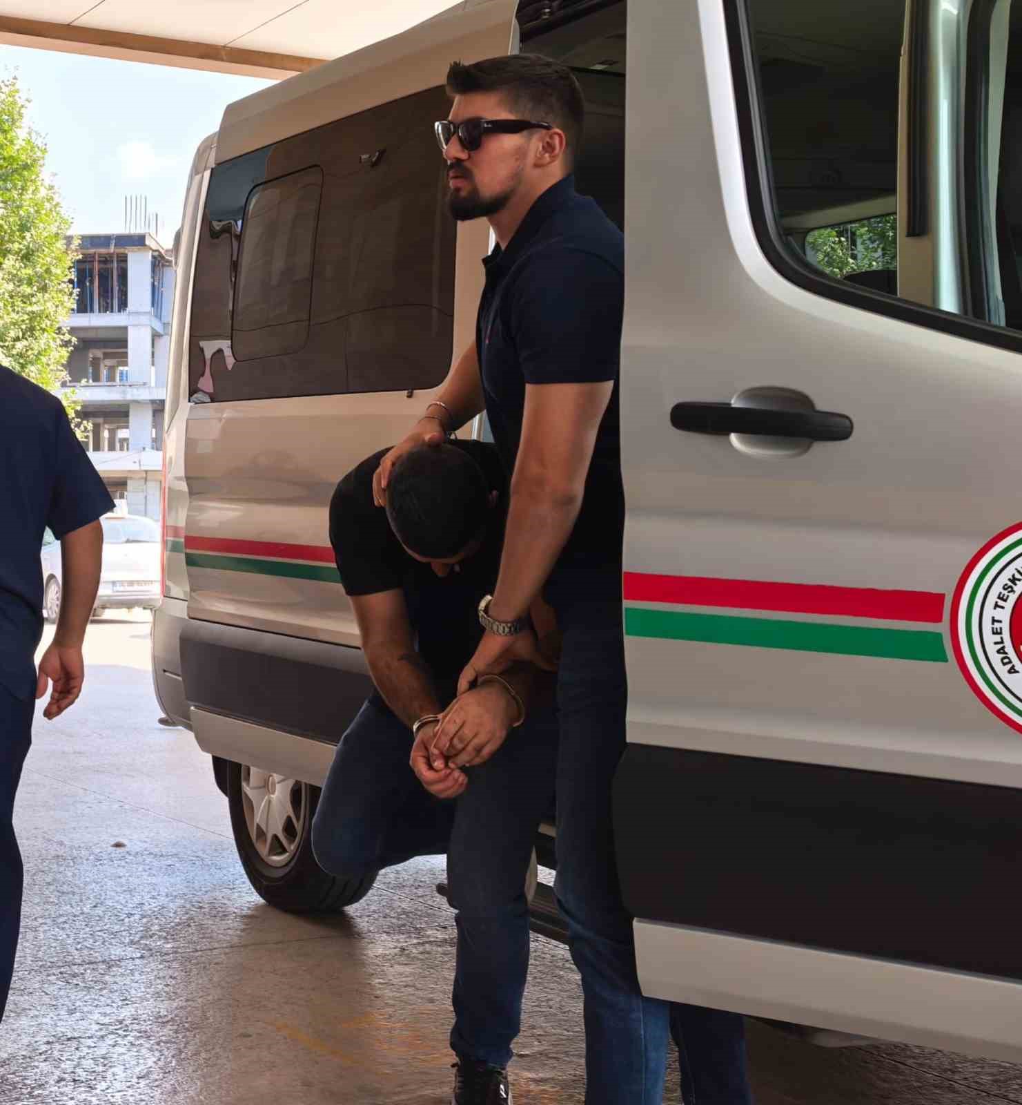 İnegöl’de uyuşturucu operasyonu: 50 gram metamfetamin ele geçirildi
