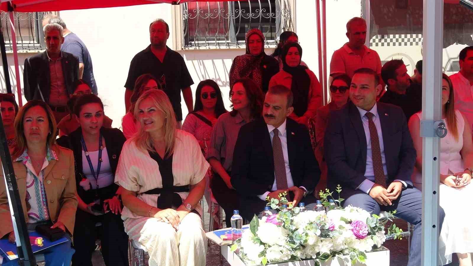 DİGEM açılışında AB temsilcisi "Bismillah" diyerek kurdele kesti