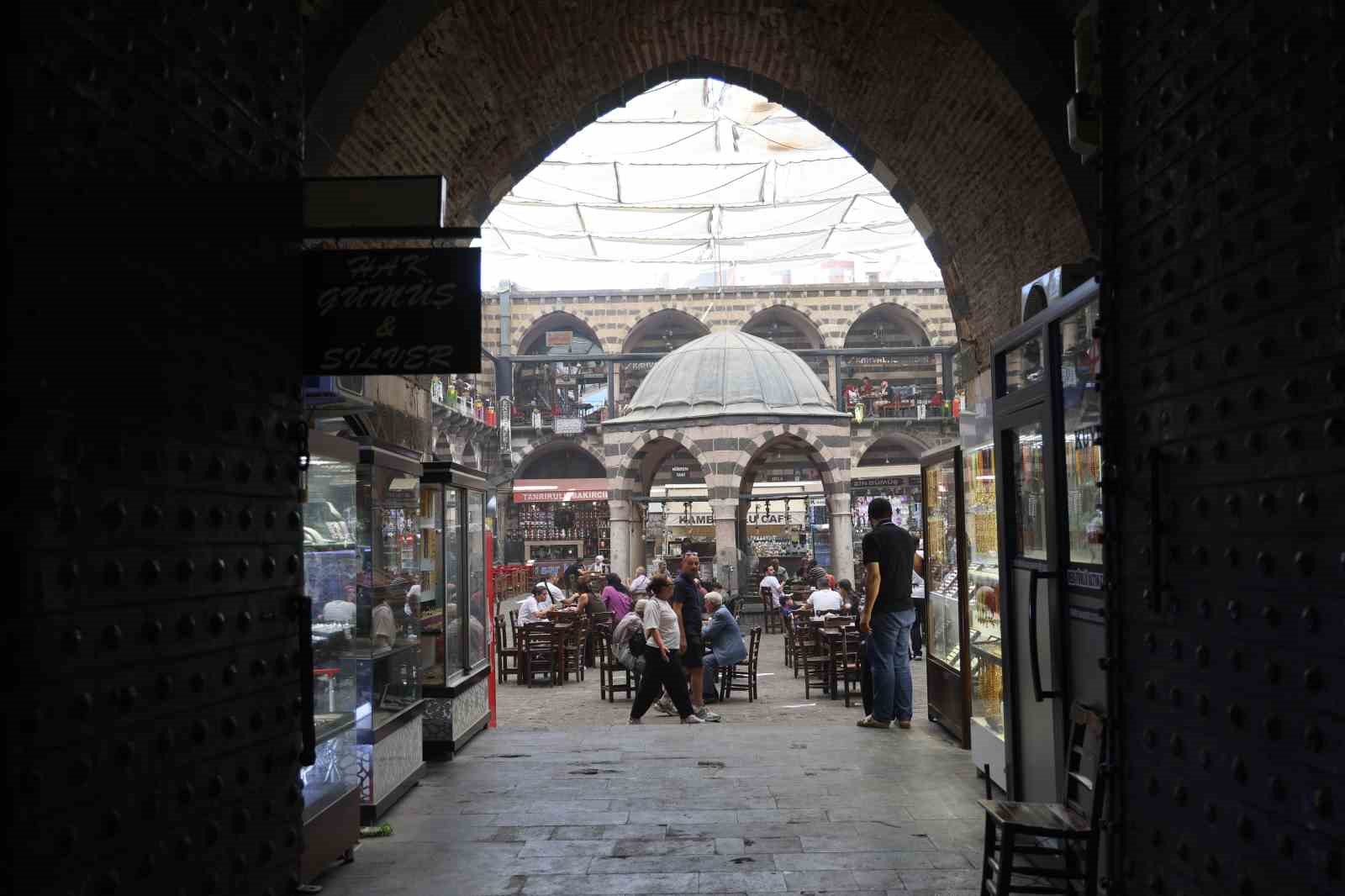 "Terörsüz Türkiye" hedefine ilişkin kanun teklifi Diyarbakır’da memnuniyetle karşılandı