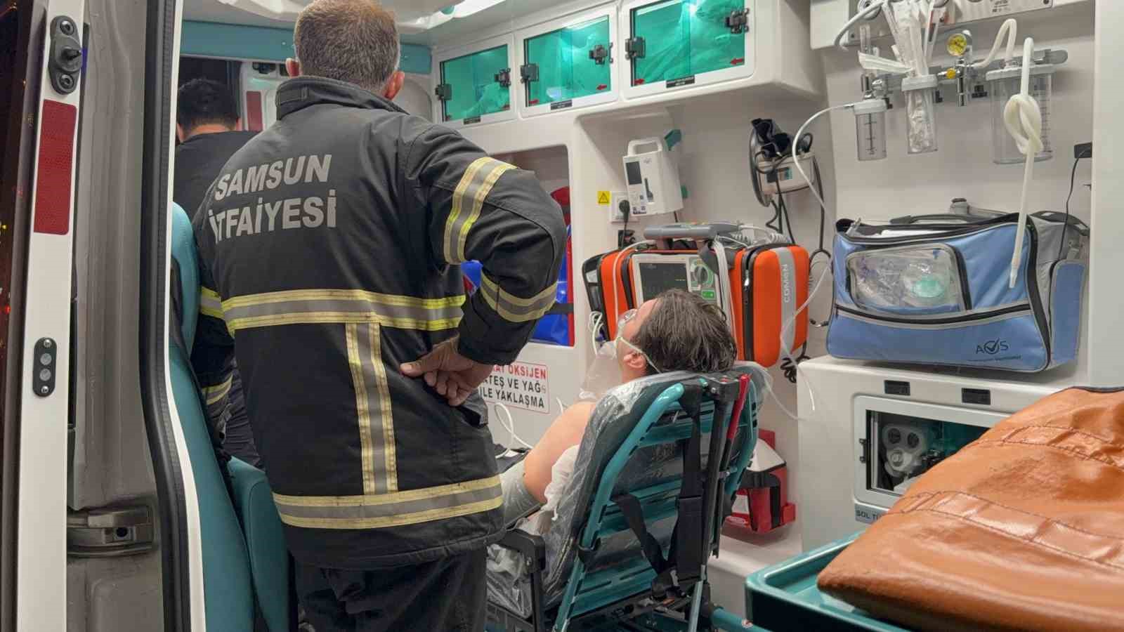 Tüpgaz bayisinde yangın: Tüpler patladı, 4 kişi hastanelik oldu