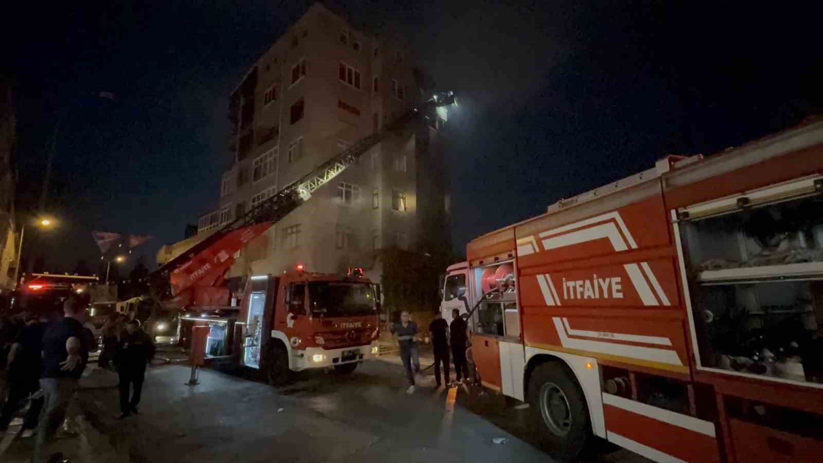 Tüpgaz bayisinde yangın: Tüpler patladı, 4 kişi hastanelik oldu