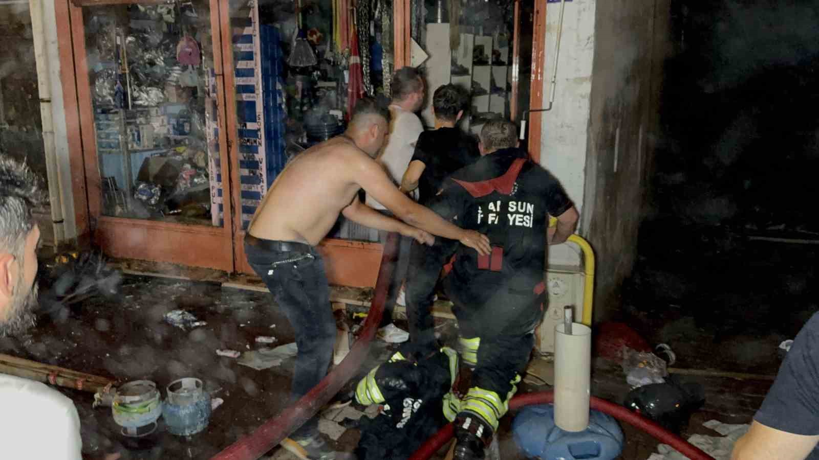 Tüpgaz bayisinde yangın: Tüpler patladı, 4 kişi hastanelik oldu