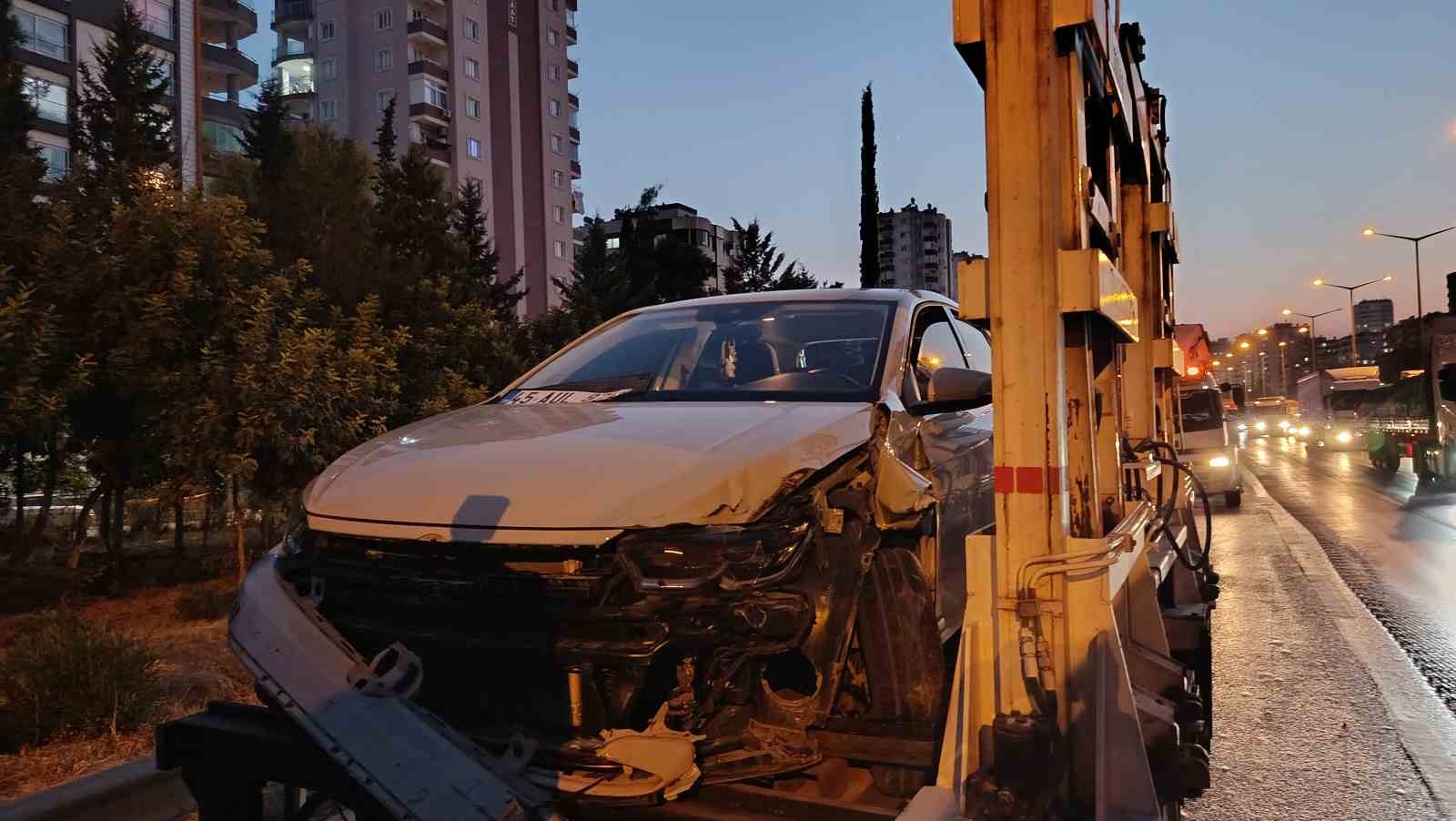 Adana’da zincirleme trafik kazası: 3 yaralı