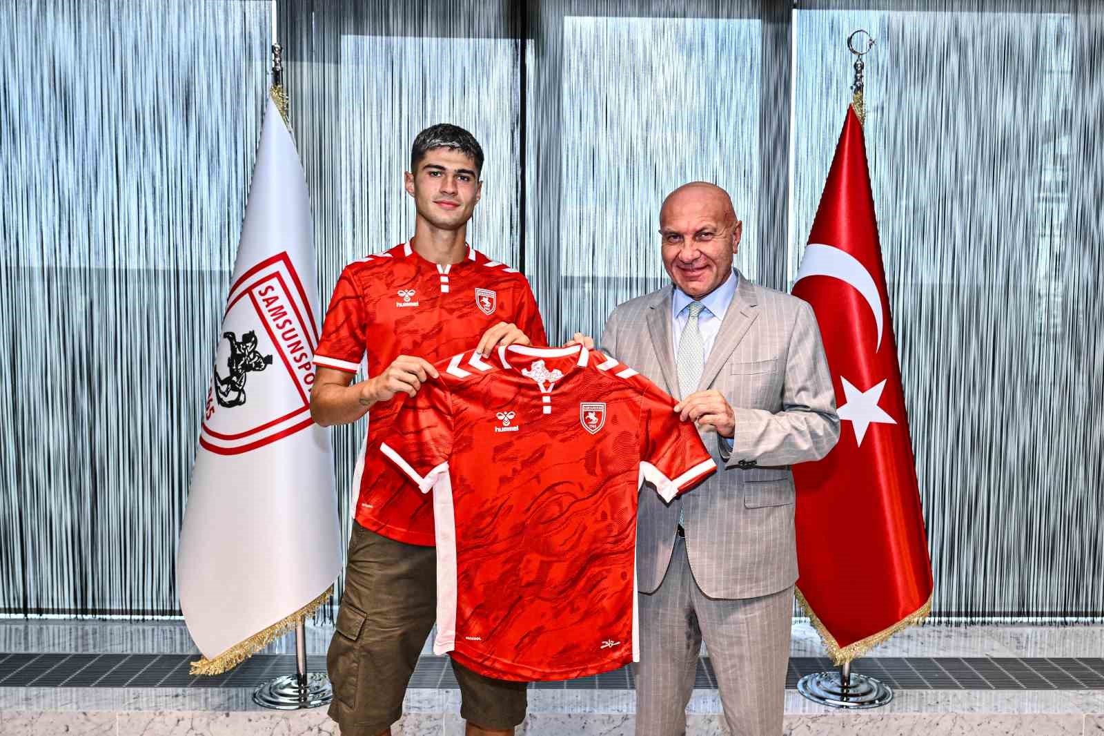 Samsunspor, İtalyan stoper Gabriele Guarino’yu kadrosuna kattı