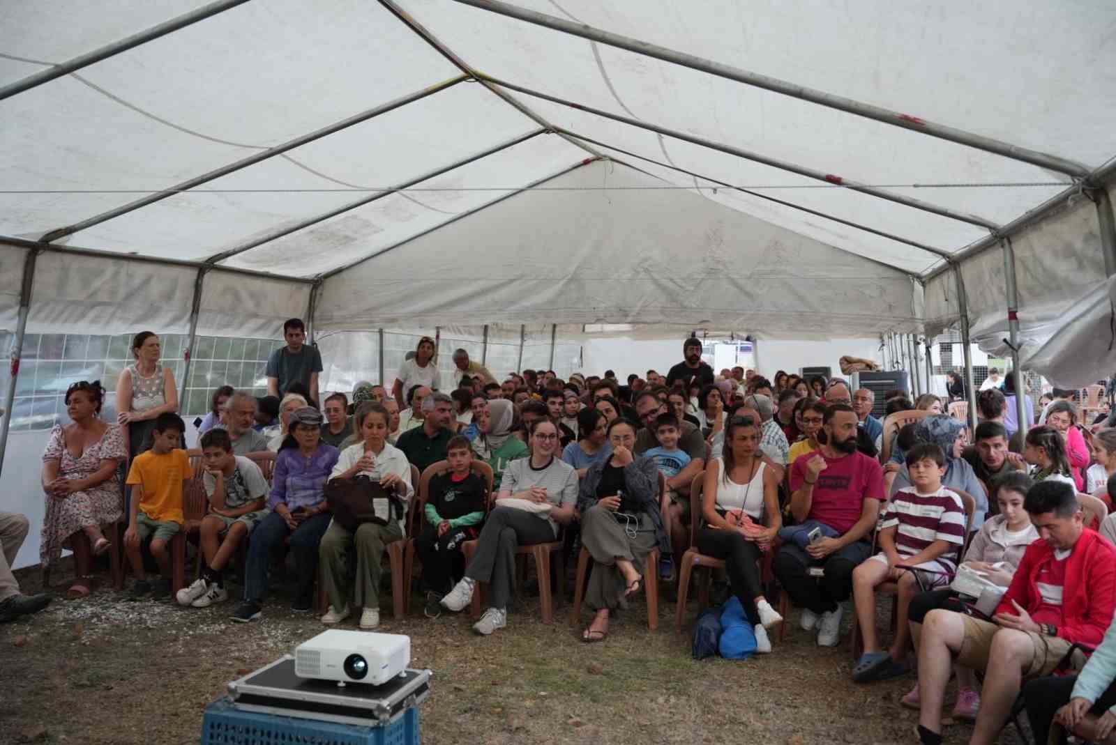 Ethem Hoca ile Topuklu Yaylası Gökyüzü Gözlem Şenliği düzenlenen törenle başladı