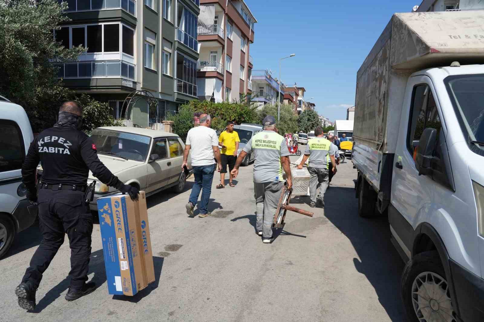 Kepez’de kamu alanlarının işgaline geçit yok