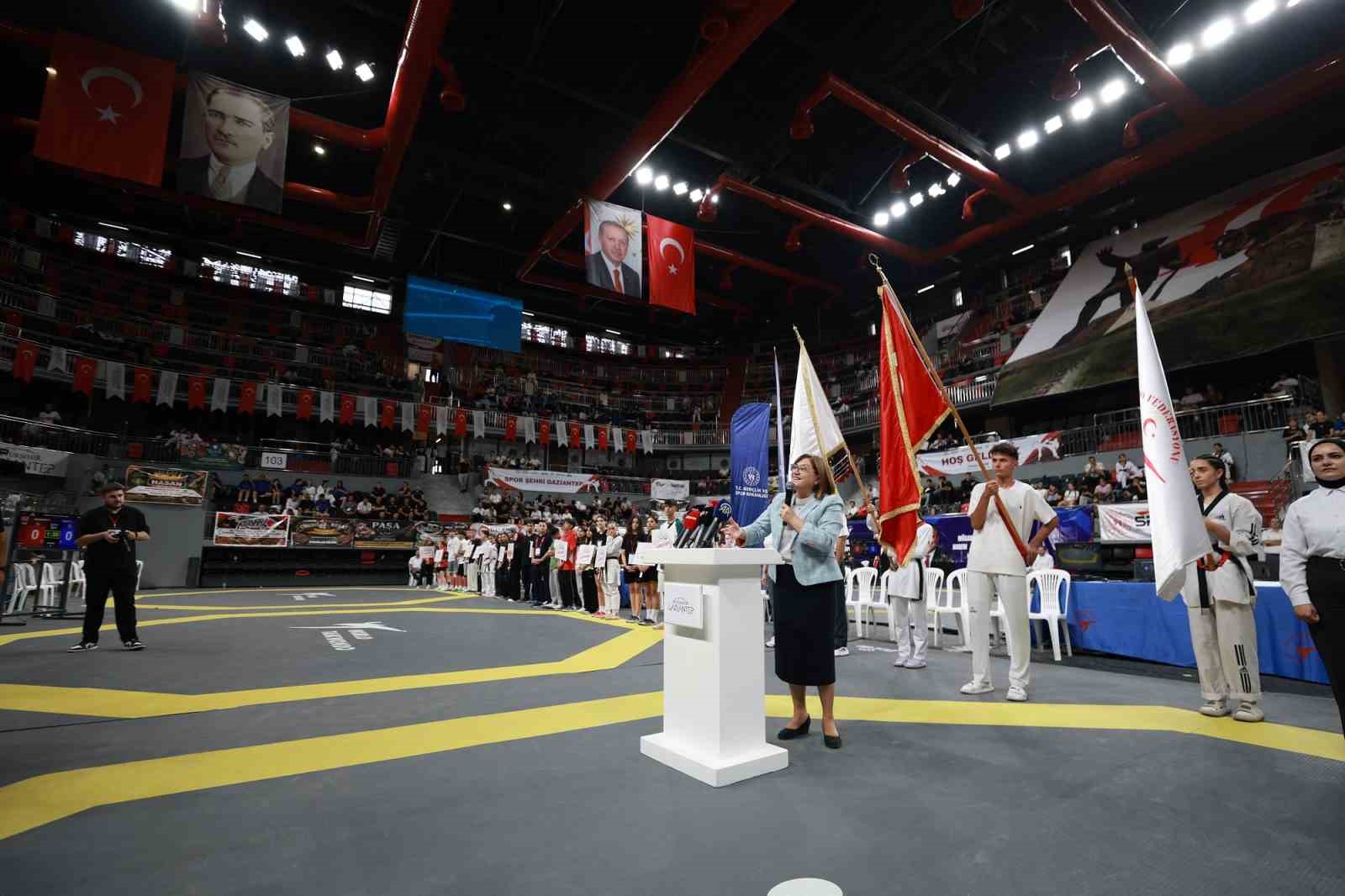 Türkiye Kulüpler Taekwondo Şampiyonası Gaziantep’te başladı