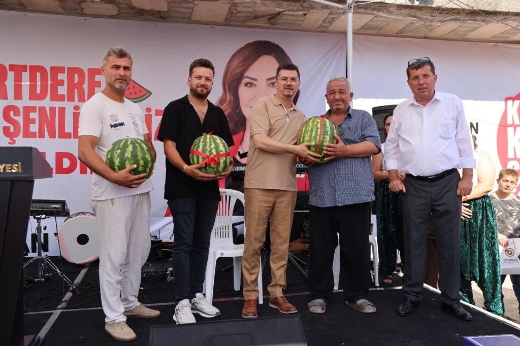 Kurtdere’de 3. Karpuz Şenliği renkli görüntülere sahne oldu
