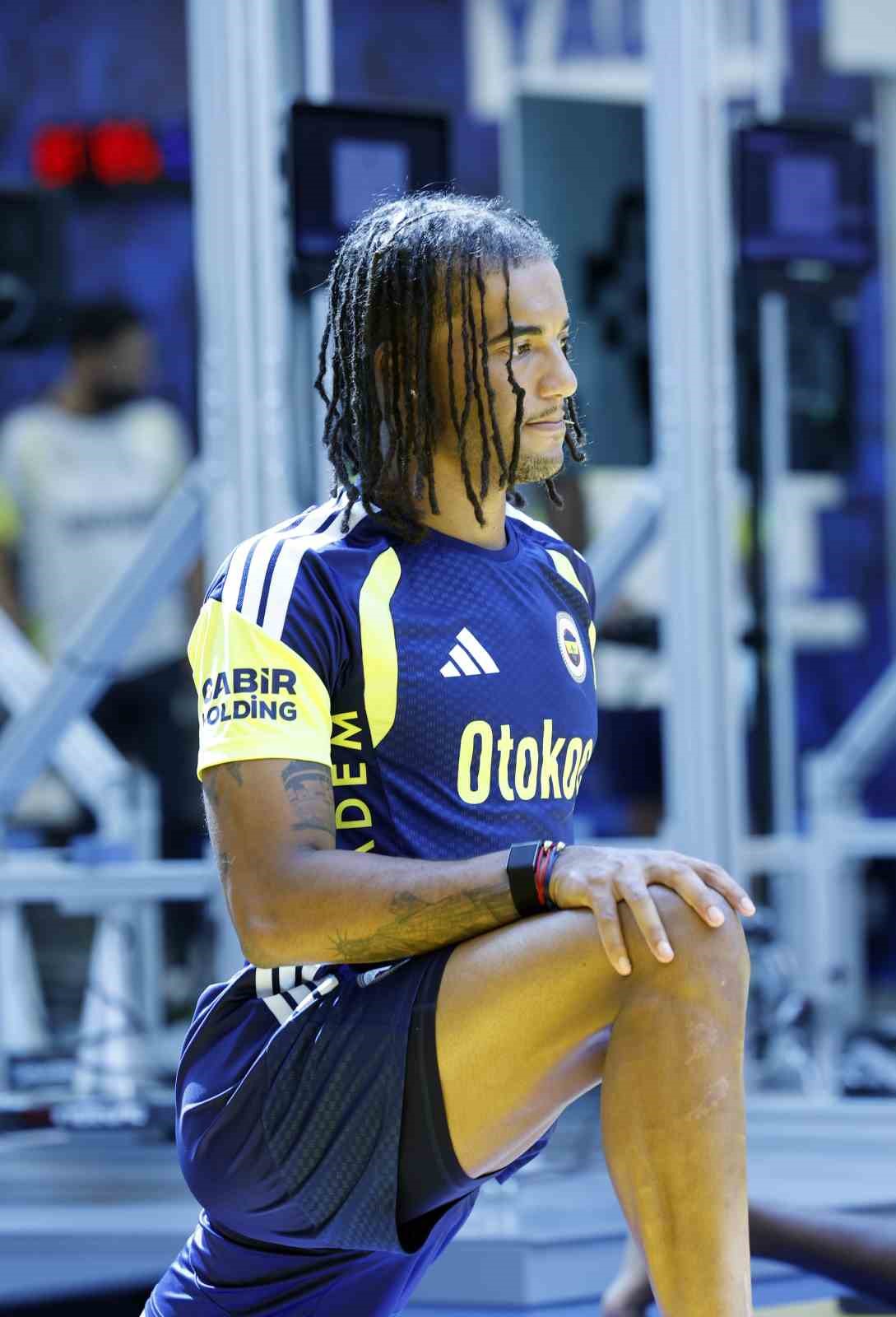 Fenerbahçe, Gençlerbirliği maçı hazırlıklarına başladı