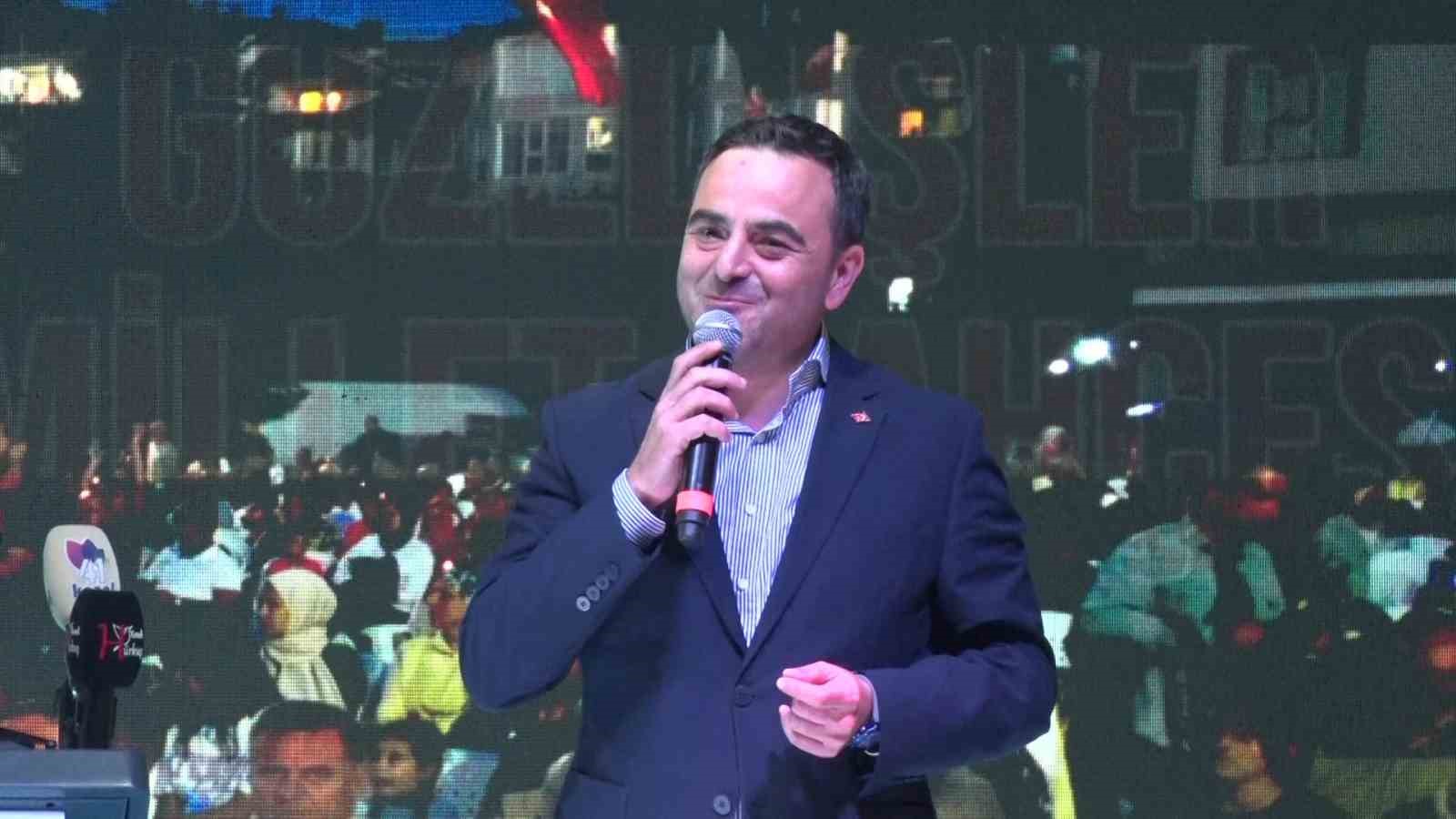 Başiskele’de 63 bin metrekarelik millet bahçesi hizmete açıldı