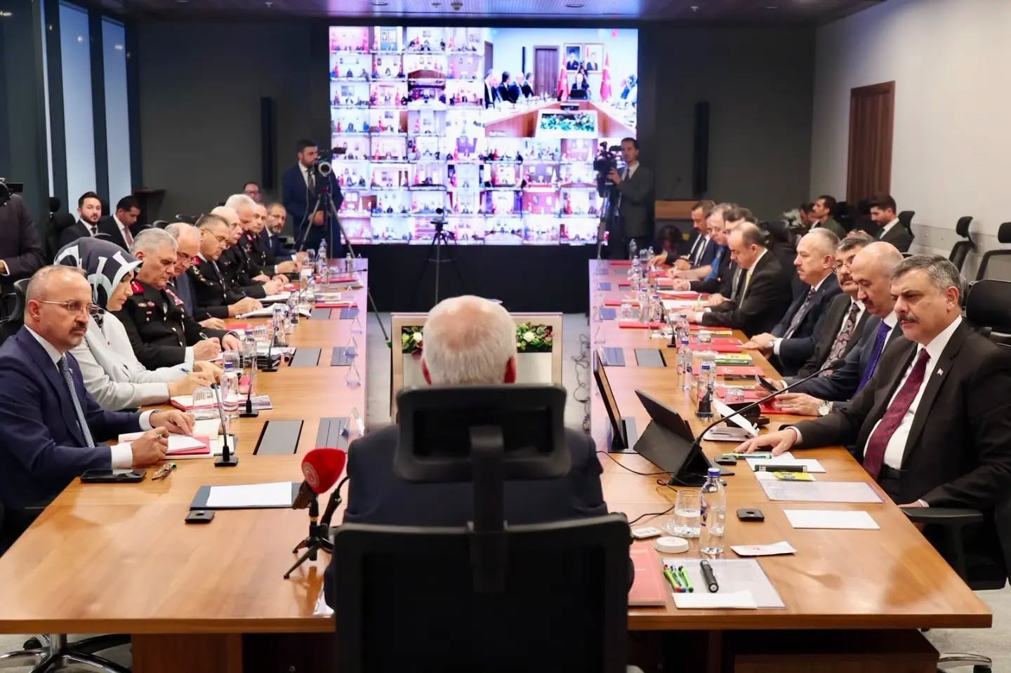Vali Eldivan ‘Terörsüz Türkiye’ gündemli güvenlik toplantısına katıldı