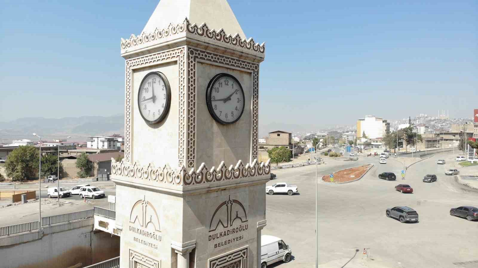 Dulkadiroğlu’nun simgesi saat kulesi çalışmıyor