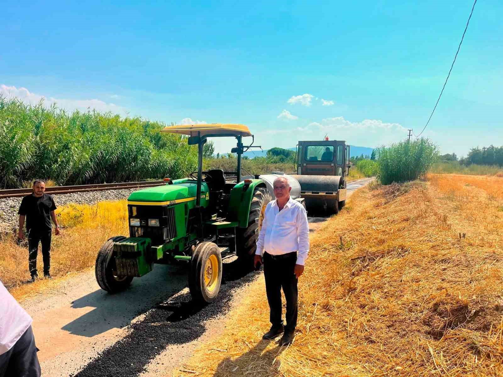 Sultanhisar’da yol bakım ve onarım çalışmaları sürüyor