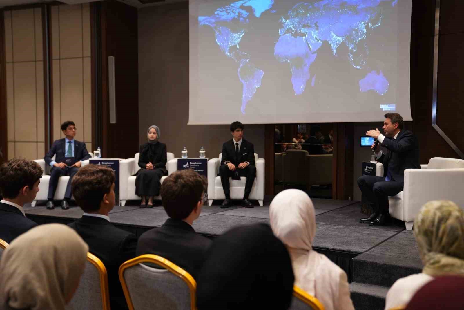 Bakan Bayraktar: " Gabar bizim için göz bebeği projelerimizden bir tanesi"