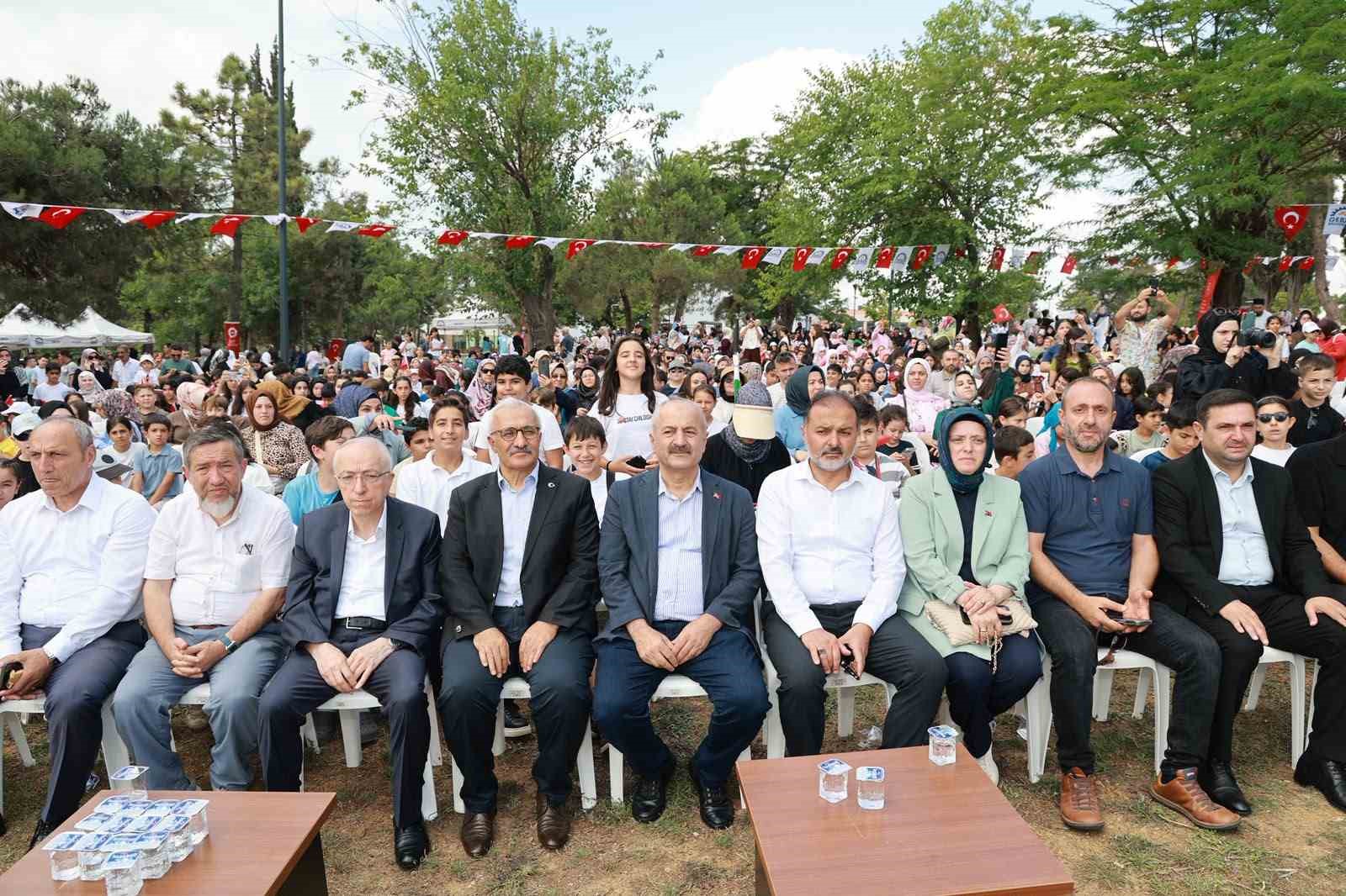 Gebze’de 13 bin 500 öğrencinin eğitim aldığı yaz okulları sona erdi