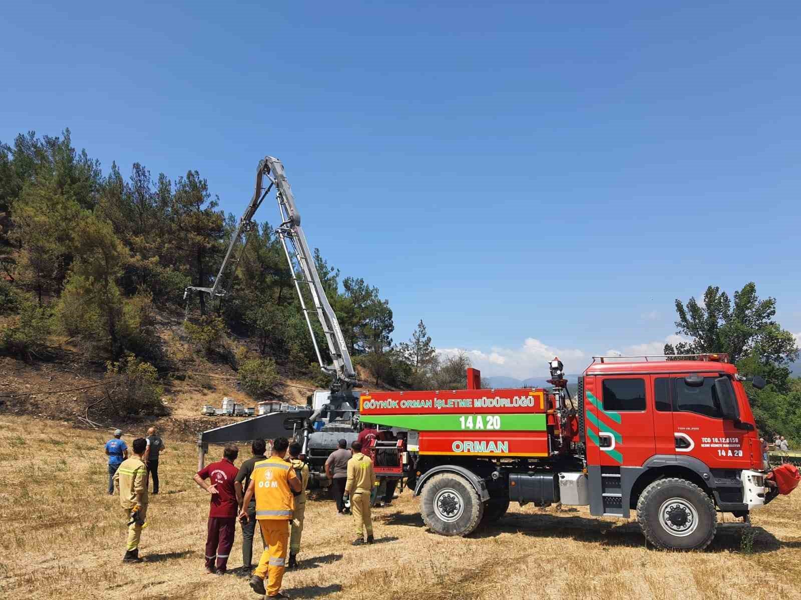 Bolu’da otluk alanda çıkan yangın ormanlık alana sıçramadan söndürüldü
