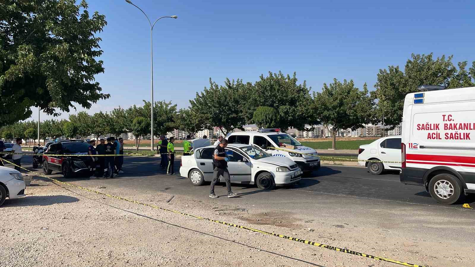 Şanlıurfa’da otomobile silahlı saldırı: 1 ölü, 1 yaralı
