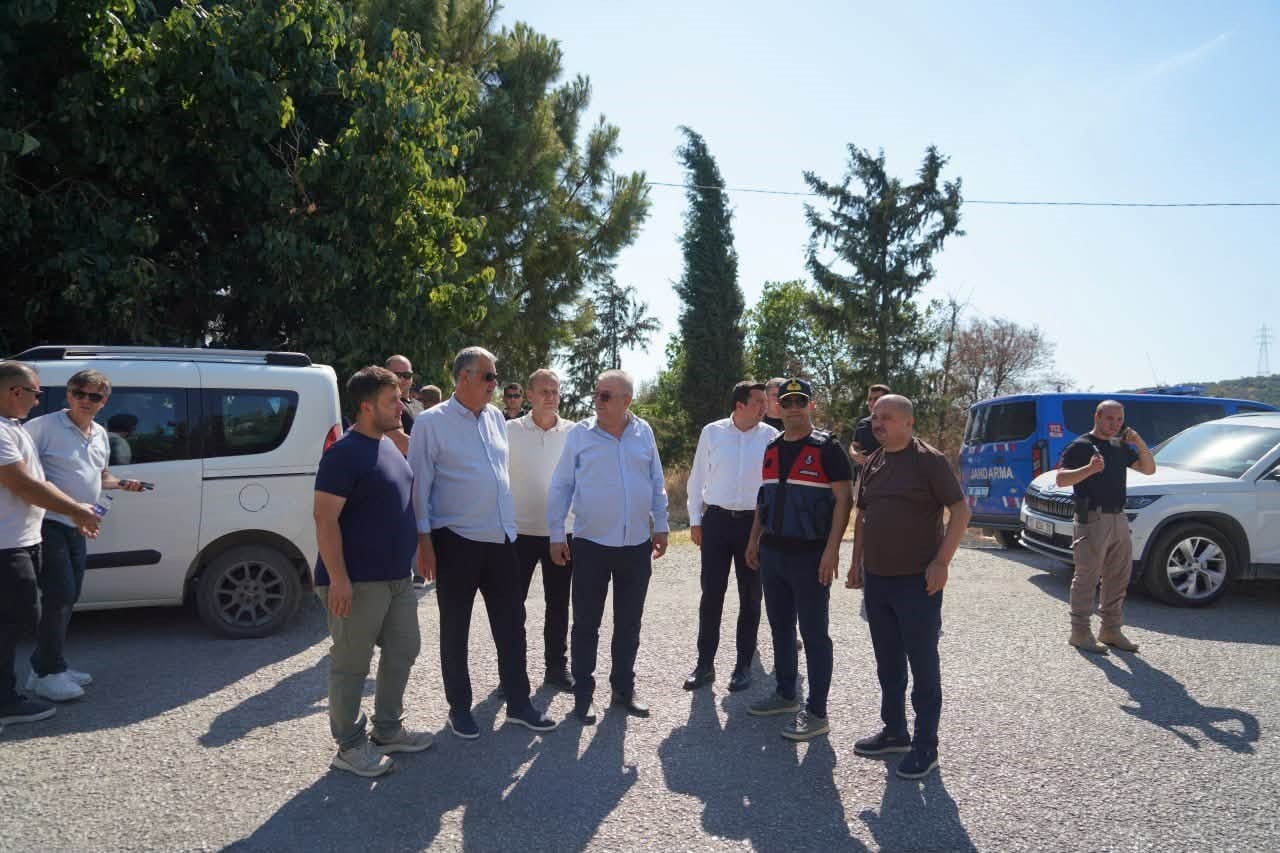 Başkan Ertaş: "Kadıköy’deki yangını ekiplerimizin özverili çalışmasıyla kontrol altına aldık"
