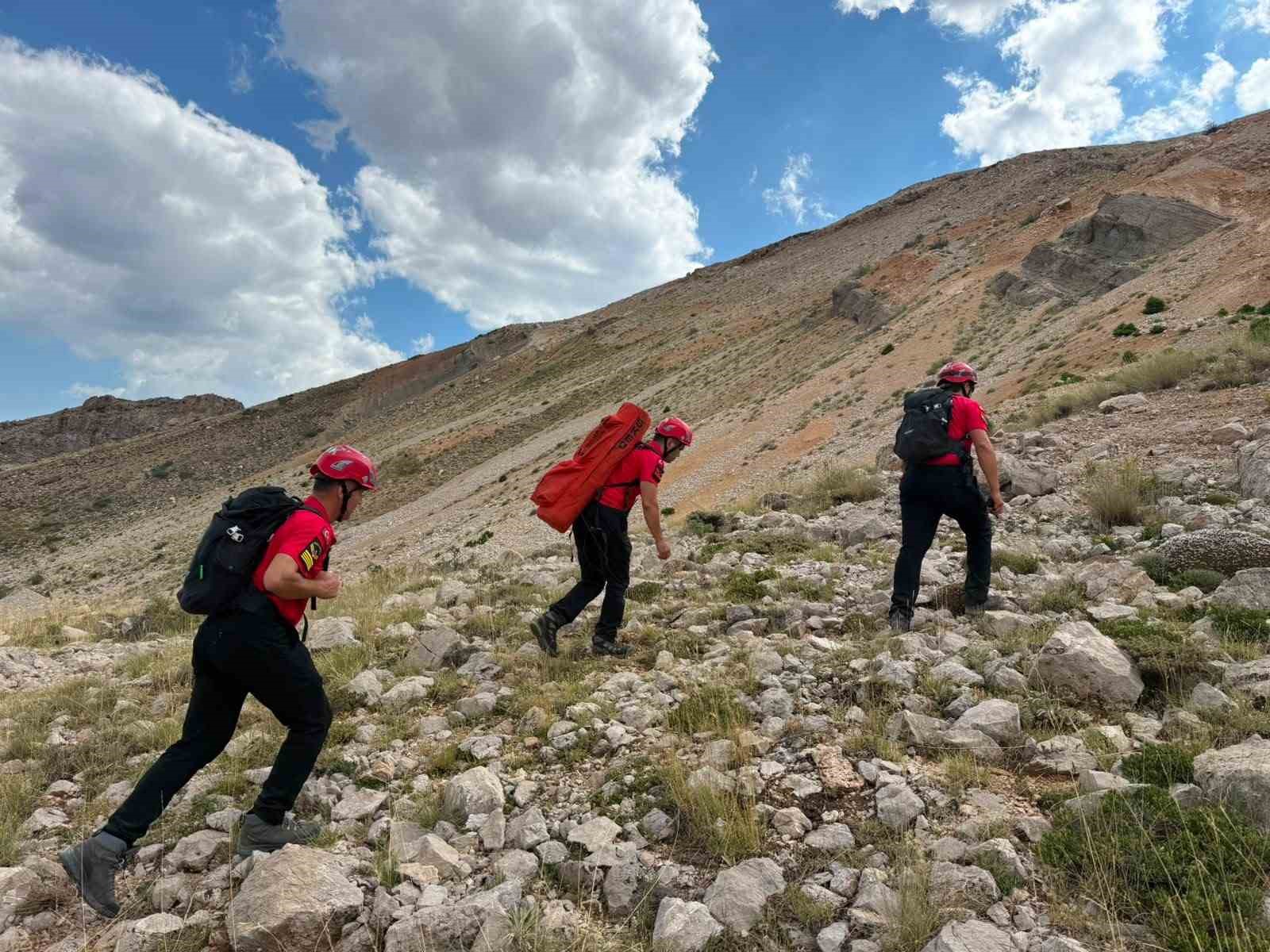 Antalya’da kayıp yaşlı adam jandarma ekiplerince bulundu