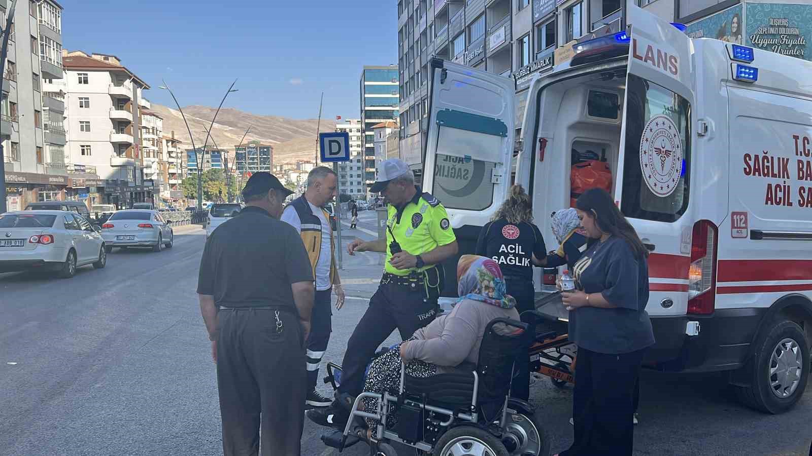 Niğde’de otomobil yaya geçidinde engelli vatandaşa çarptı