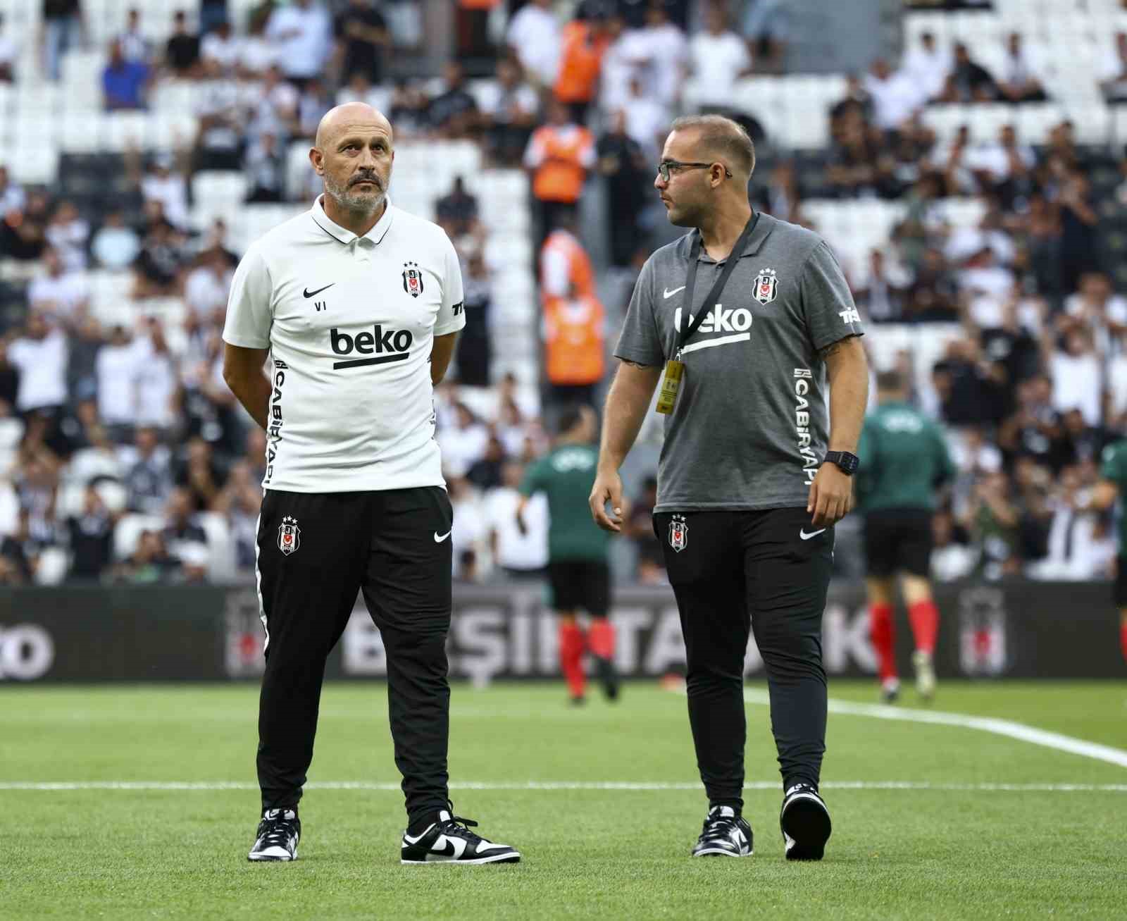 UEFA Avrupa Ligi: Beşiktaş: 0 - Hradec Kralove: 0 (Maç devam ediyor)