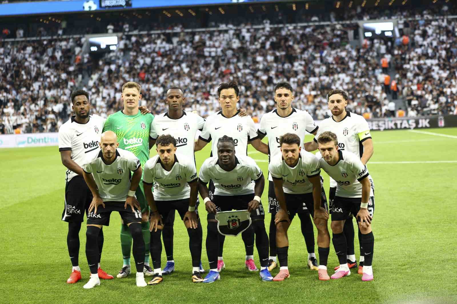 UEFA Avrupa Ligi: Beşiktaş: 0 - Hradec Kralove: 0 (Maç devam ediyor)