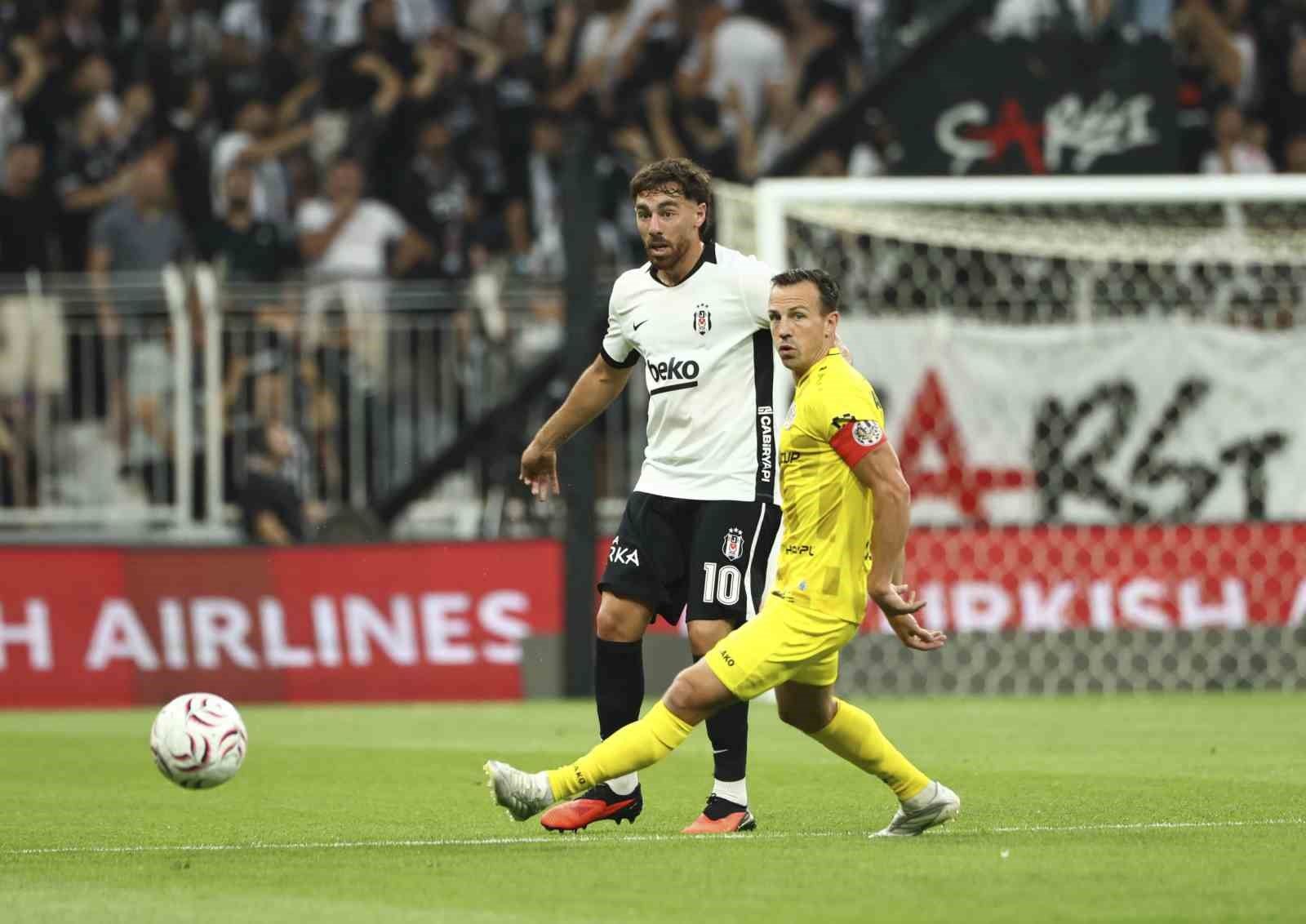 UEFA Avrupa Ligi: Beşiktaş: 0 - Hradec Kralove: 0 (Maç devam ediyor)